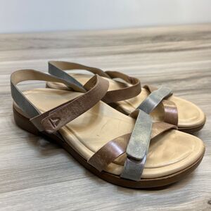 Abeo Kai Flat Sandals Shimmer Gray Brown Strappy Comfort Womens Size 7